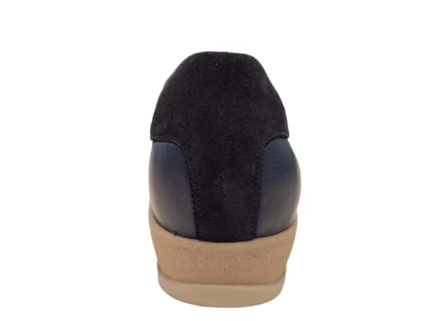 Wolky Wolky 0105530 870 Leren Dames Sandalen Dichte Hiel Klittenbandsluiting Blauw