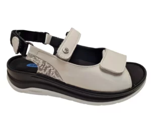 Wolky Wolky 0335020 100 Dames Sandalen Uitneembaar Voetbed Leer Klittenbandsluiting Wit