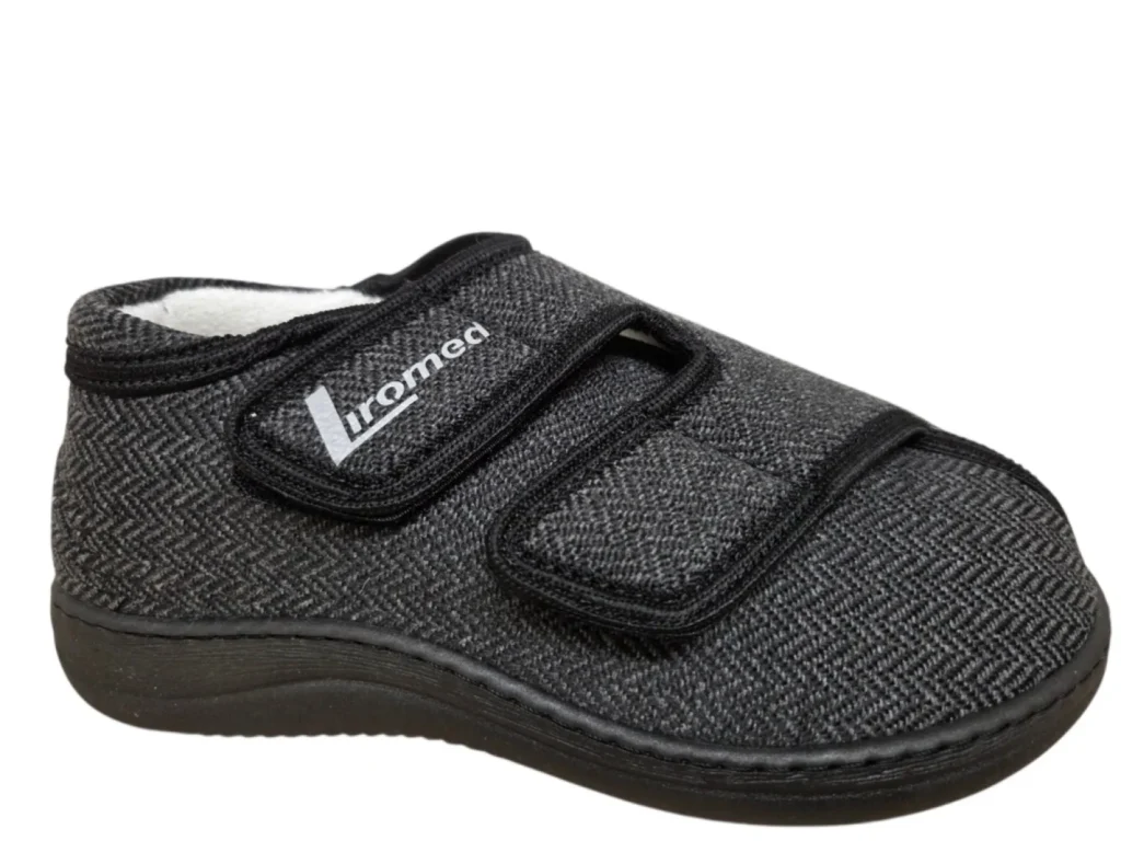 Liromed Liromed Kampen Zwart 476-1003 Medische Verbandpantoffels Zwart Bamboe-textiel Uniseks Breedtemaat L Zorgvergoeding Mogelijk
